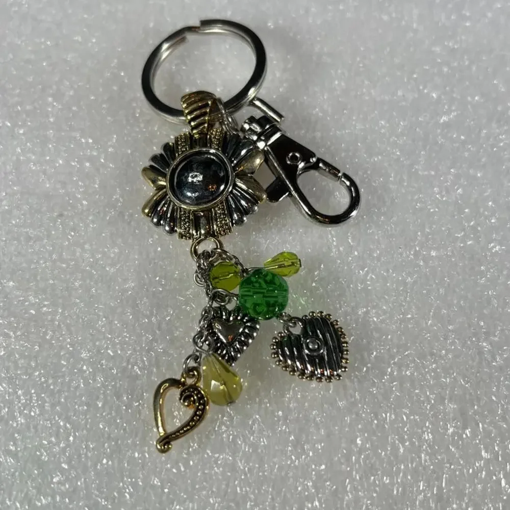 Silver Gold Tone Floral Heart Keychain Bag Clip Accessory NEW Retro Deadstock